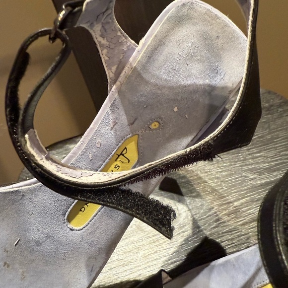 Lisa Nading Elegant Black Leather Heels with Ankle Strap - Picture 10 of 16